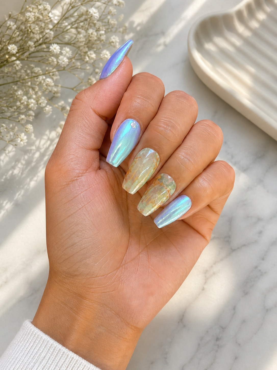 Aurora Opal Glow